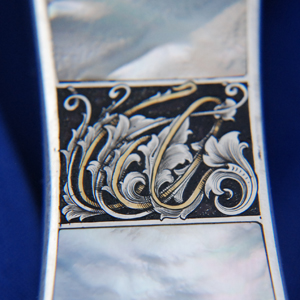 �G���O���[�u�@�i�C�t�@�i�G���O���C�u�@�J�X�^���i�C�t�jengrave